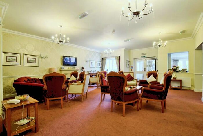 1 Bedroom Apartment For Sale In Hope Road, Sale, Greater Manchester, M33