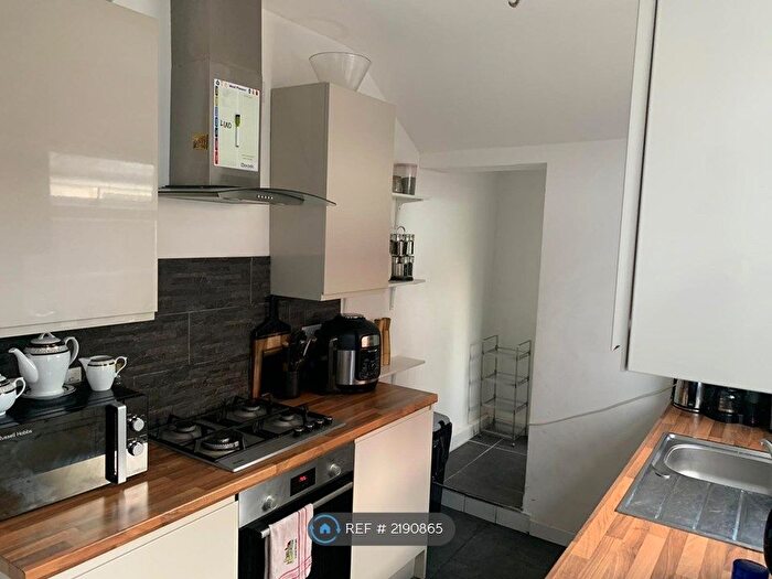 3 Bedroom Terraced House To Rent In Katherine Road, Smethwick, B67