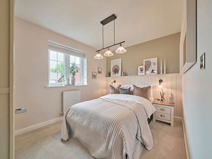 4 Bedroom Detached House For Sale In Apache Gardens, Weston-super-Mare, Somerset, BS24