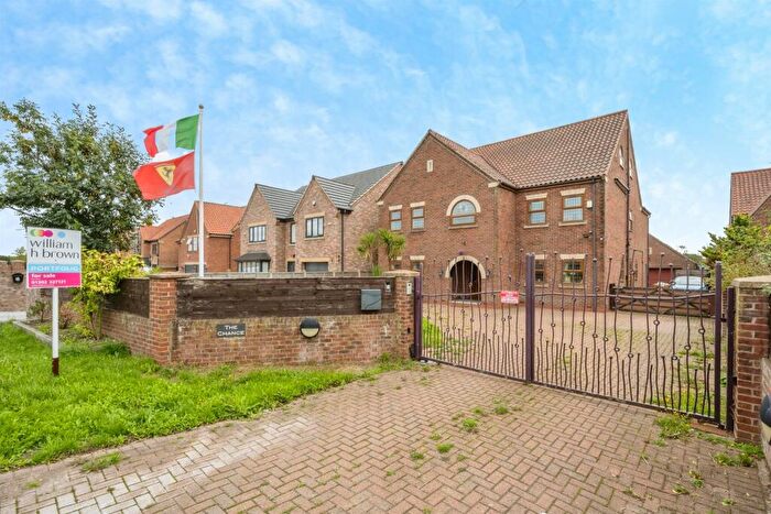 5 Bedroom Detached House For Sale In Moss Road, Moss, Doncaster, DN6