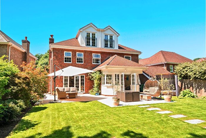 5 Bedroom Detached House For Sale In Hook Heath, GU22