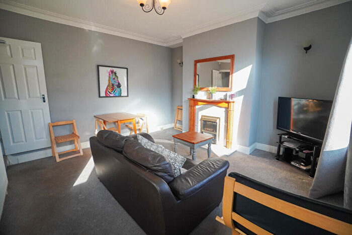 3 Bedroom Terraced House For Sale In Vinery Mount, Leeds, West Yorkshire, LS9