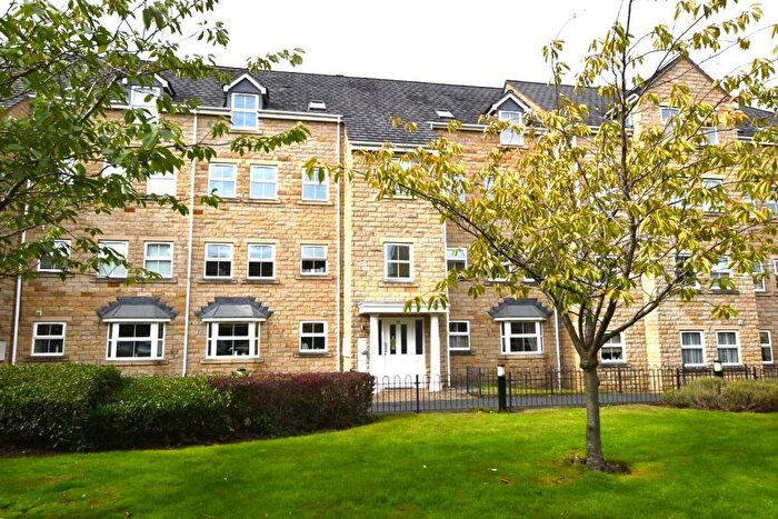 2 Bedroom Apartment For Sale In Navigation Drive, Apperley Bridge, West Yorkshire, BD10