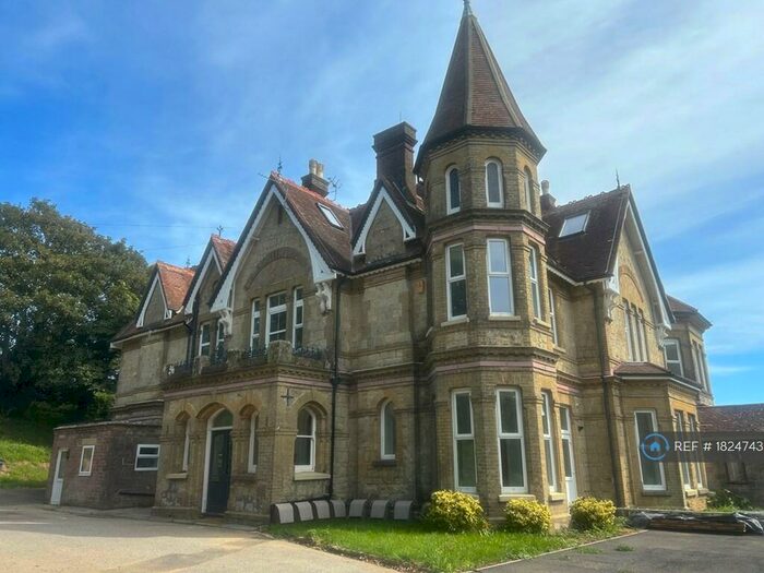 2 Bedroom Flat To Rent In Beatrice Avenue, Shanklin, PO37