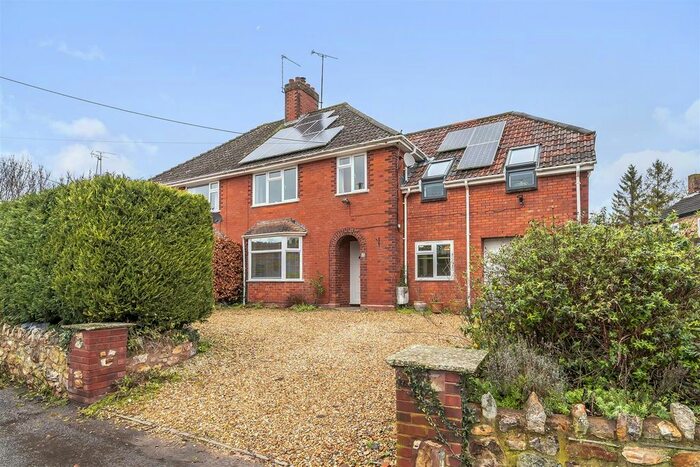 4 Bedroom Semi-Detached House For Sale In Church Road, Trull, Taunton, TA3