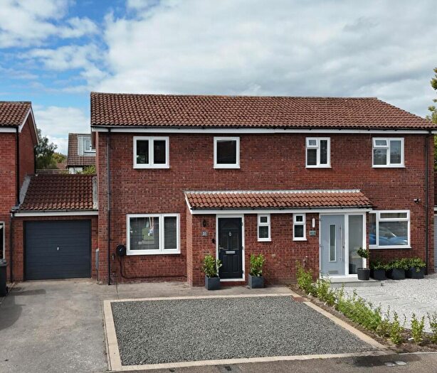 3 Bedroom House For Sale In Saffron Drive, Highcliffe On Sea, BH23