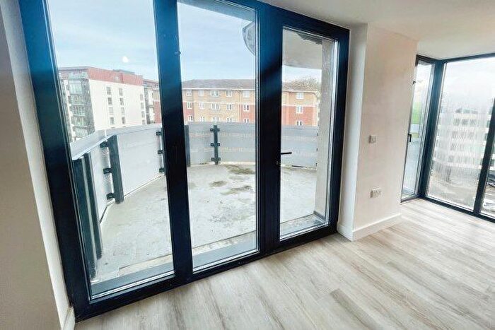 1 Bedroom Property To Rent In Farnborough Road, Farnborough, GU14