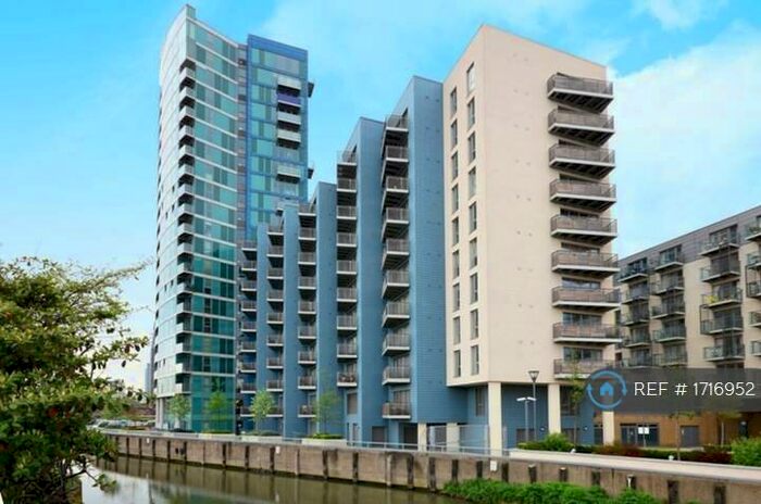 2 Bedroom Flat To Rent In George Hudson Tower, London, E15
