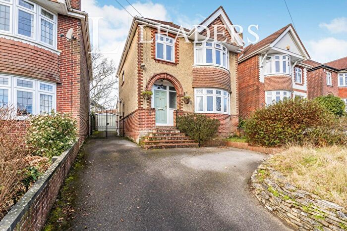 3 Bedroom Detached House To Rent In Cobden Crescent, Southampton, SO18