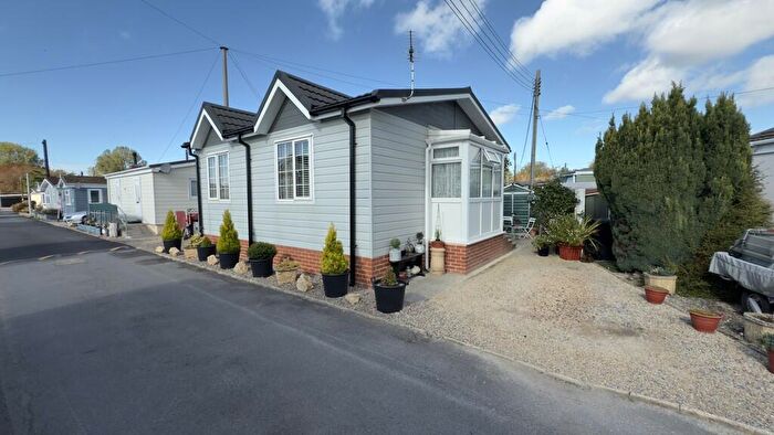 2 Bedroom Park Home For Sale In Hutton Park, Hutton Moor Lane, Weston-super-Mare, BS24