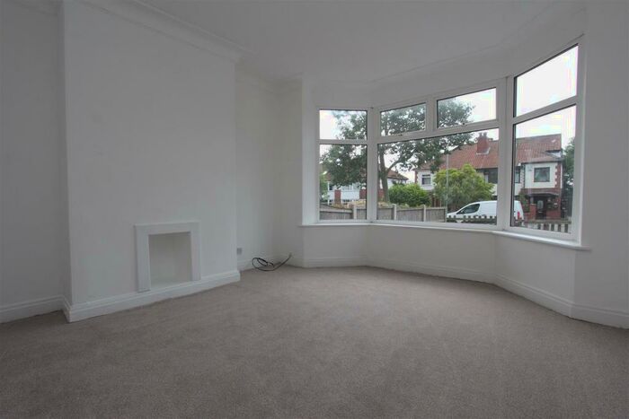 3 Bedroom Semi-Detached House To Rent In Stainburn Crescent, Moortown, LS17