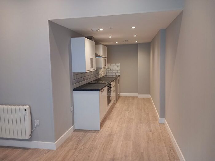 1 Bedroom Flat To Rent In Cardiff Street, Aberdare, CF44