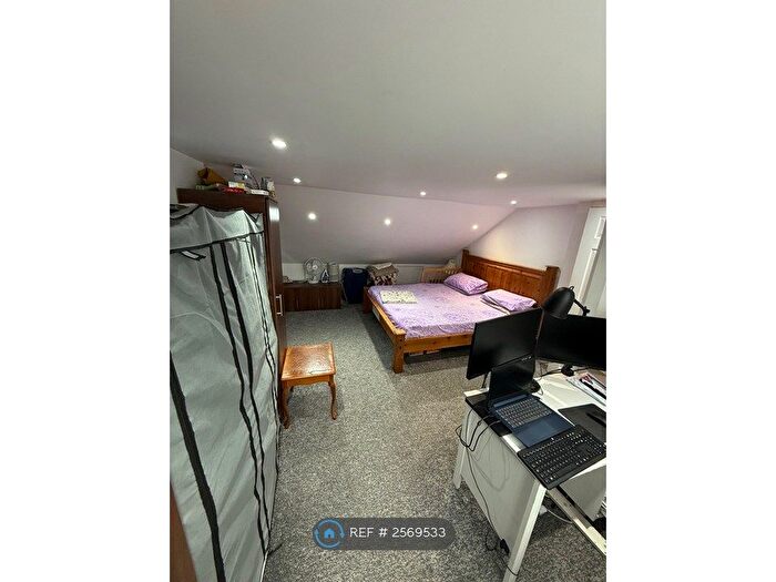 4 Bedroom Terraced House To Rent In Oldfield Road, Coventry, CV5