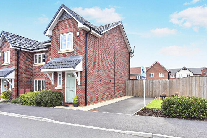 3 Bedroom Semi-Detached House For Sale In Rockingham Avenue, Rotherham, S61