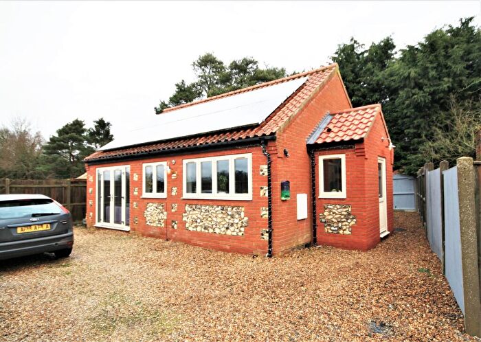 2 Bedroom House To Rent In Grange Road, Hainford, Norwich, NR10