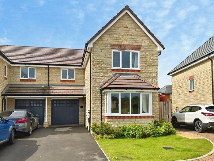 3 Bedroom Semi Detached House For Sale In Signal Road, Cam, Dursley, GL11