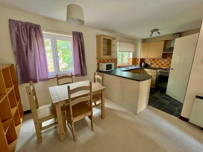 2 Bedroom Apartment To Rent In Heron Wharf, Nottingham, NG7