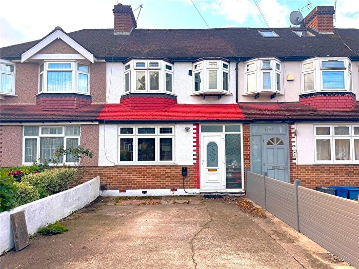 3 Bedroom Terraced House For Sale In Wills Crescent, Whitton, Hounslow, TW3