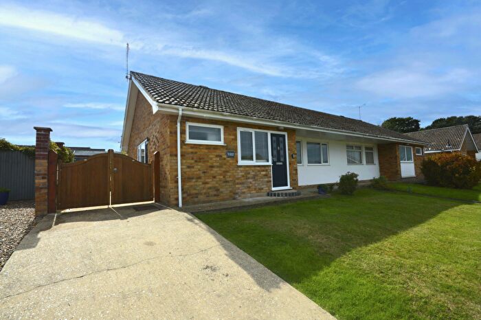 3 Bedroom Semi-Detached Bungalow To Rent In Cromer, NR27