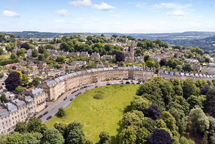 3 Bedroom Flat For Sale In Lansdown Crescent, Bath, Somerset, BA1