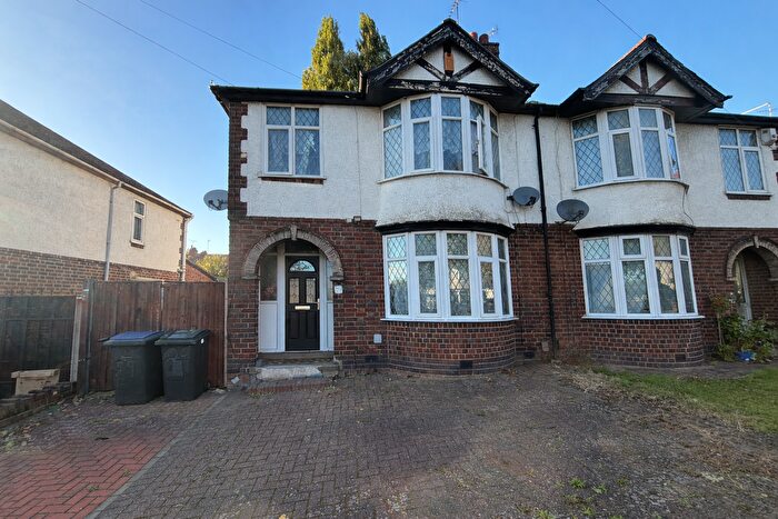 3 Bedroom Semi Detached House To Rent In Moseley Avenue, Coventry, CV6