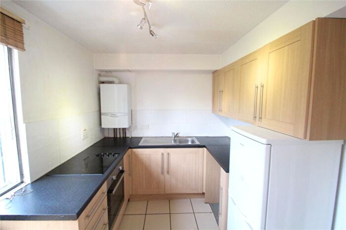 1 Bedroom Apartment To Rent In Whitby Court, Holloway Estate, Parkhurst Road, London, N7