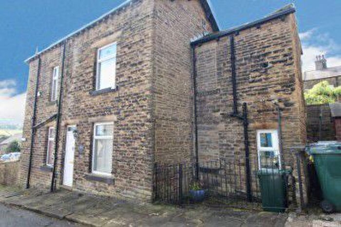 1 Bedroom Semi-Detached House For Sale In Hill Street, Haworth, Keighley, BD22