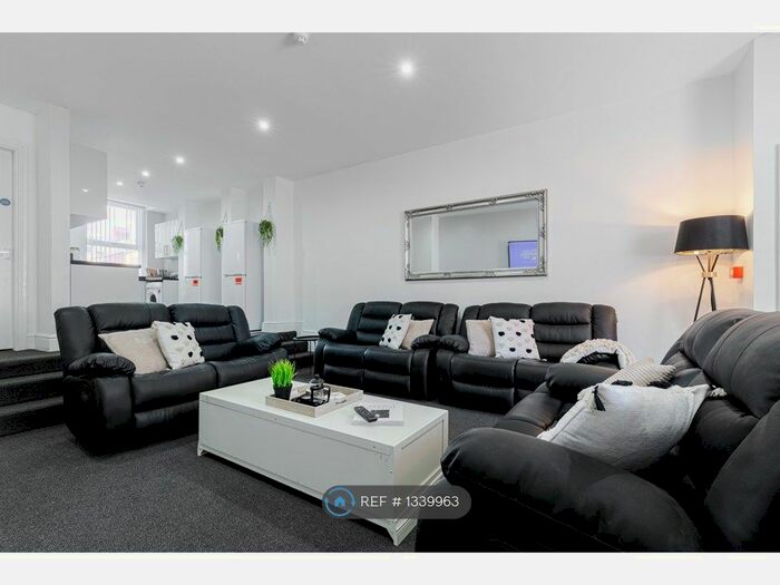 8 Bedroom Terraced House To Rent In Kensington, Liverpool, L7