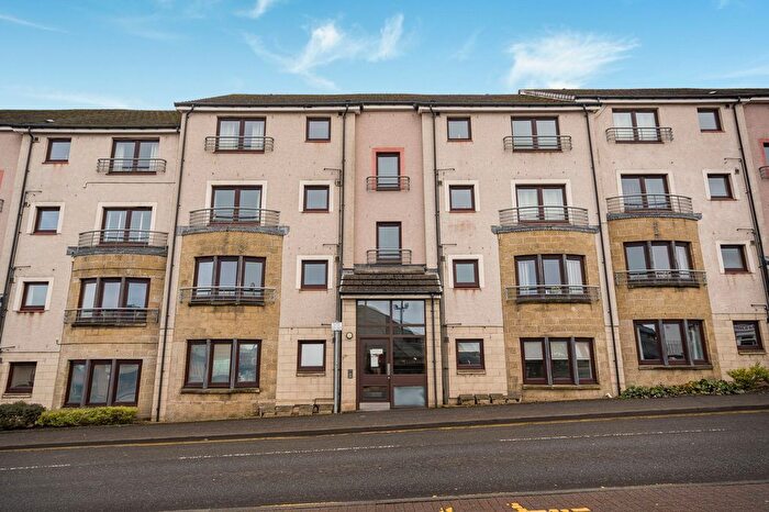 2 Bedroom Flat For Sale In Cow Wynd, Falkirk, FK1