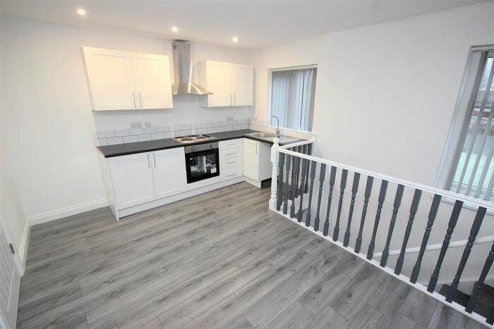 1 Bedroom Flat To Rent In Hagley Road, Halesowen, B63