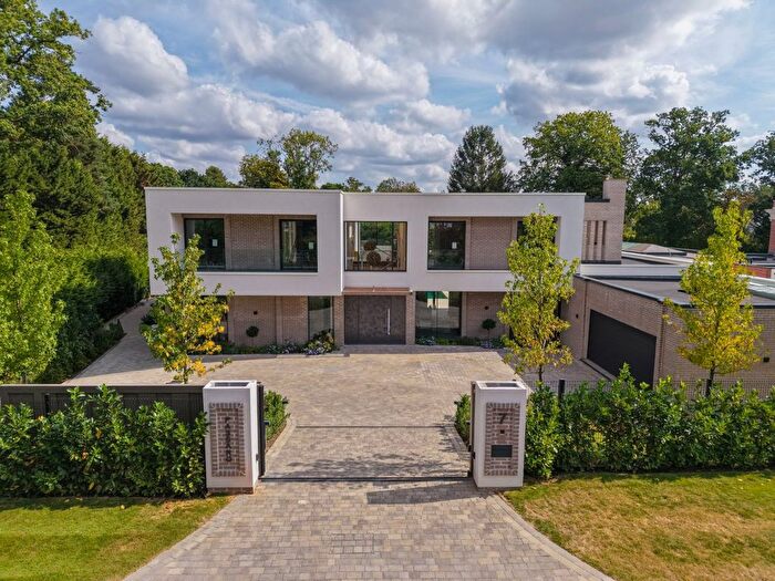 6 Bedroom Detached House For Sale In Birds Hill Road, Oxshott, Leatherhead, Surrey, KT22