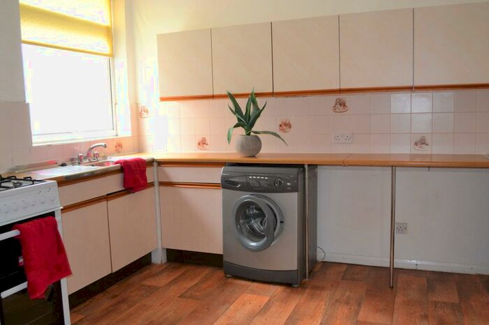 2 Bedroom House To Rent In Exmouth Street, Hull, HU5