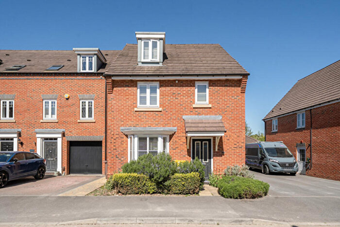 4 Bedroom Detached House For Sale In Galbraith Road, Andover, SP11