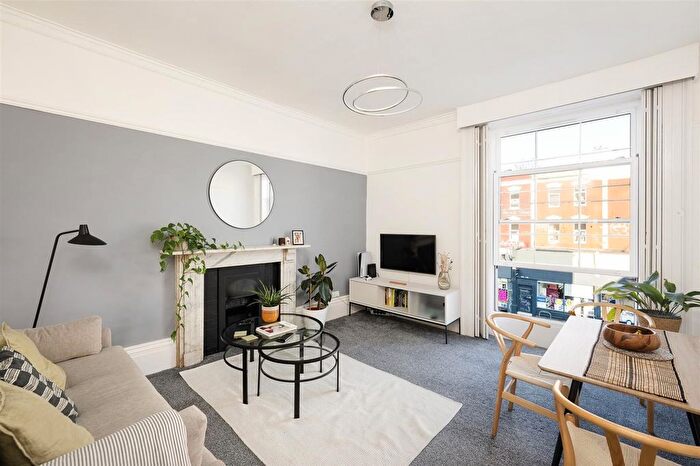 1 Bedroom Flat For Sale In Cheltenham Road, Bristol, BS6