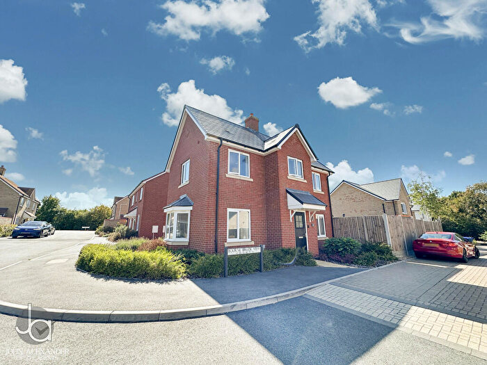 3 Bedroom Detached House For Sale In Bourne Brook View, Earls Colne, CO6