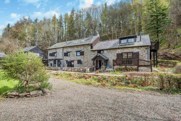 4 Bedroom Detached House For Sale In Dutlas, Llanfair Waterdine, Shropshire, LD7