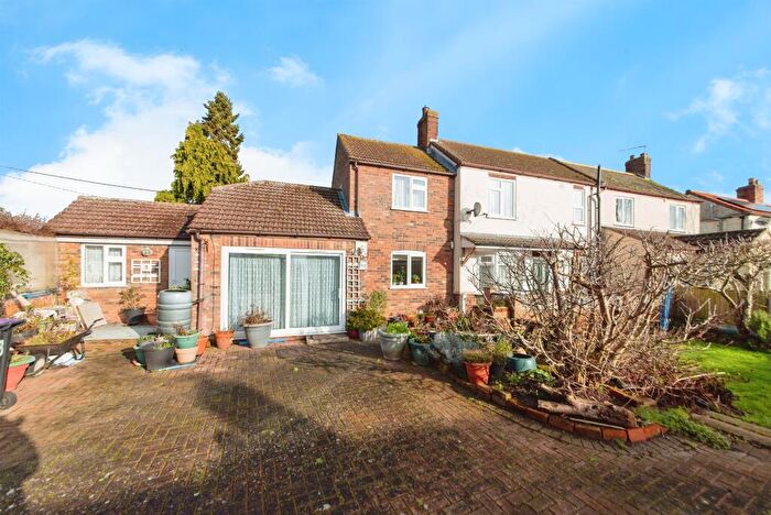 2 Bedroom Semi Detached House For Sale In Skirth Road, Billinghay, Lincoln, LN4