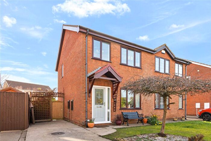 3 Bedroom Semi Detached House For Sale In Coltsfoot Drive, Waltham, Grimsby, N E Lincs, DN37
