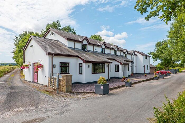 7 Bedroom Detached House For Sale In Marsh Lane, Longton, Preston, PR4