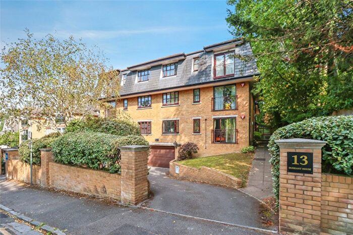 2 Bedroom Flat To Rent In Cambridge Road, Bournemouth, BH2