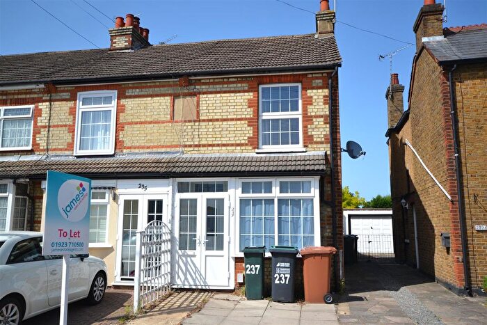 2 Bedroom End Of Terrace House To Rent In New Road, Croxley Green, Rickmansworth, Hertfordshire, WD3