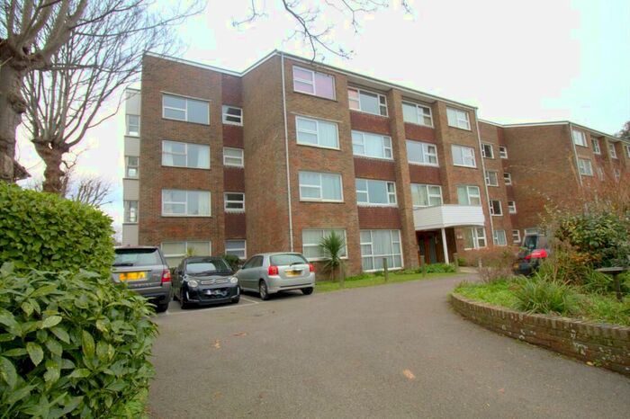 1 Bedroom Apartment To Rent In Fulmer Court, Boundary Road, Worthing, BN11