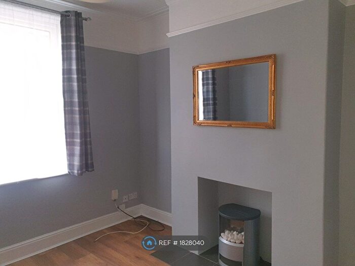 3 Bedroom Terraced House To Rent In Brewery Road, Ilkley, LS29