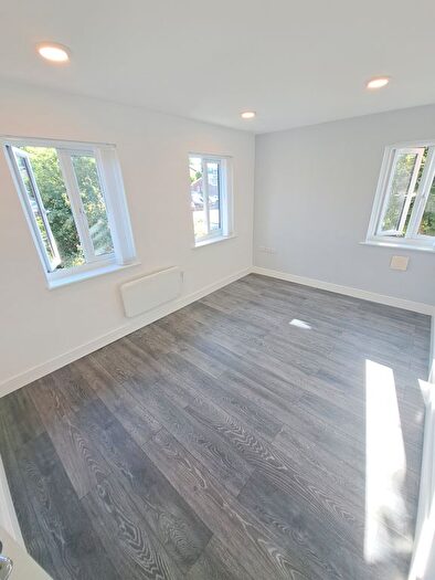 1 Bedroom Flat To Rent In Botley Road, Park Gate, SO31