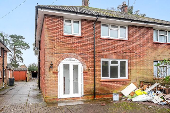 3 Bedroom Semi-Detached House To Rent In Camberley, Surrey, GU15