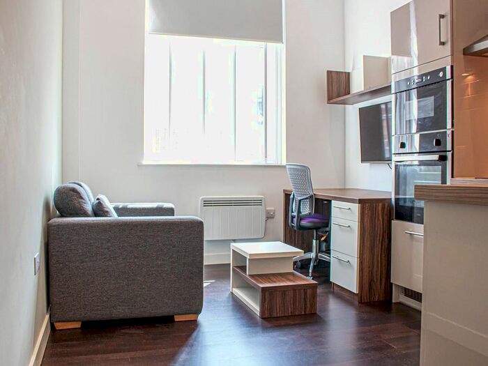 1 Bedroom Flat To Rent In Apt, Park Square Residence #, LS1