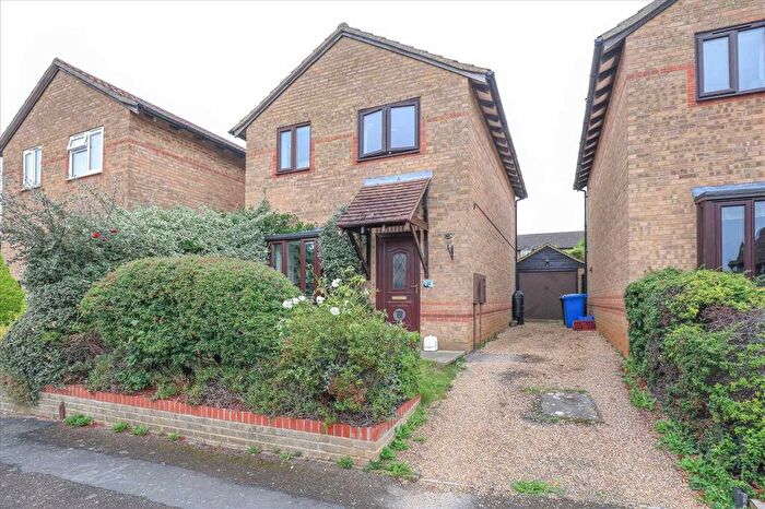 2 Bedroom Detached House To Rent In Kingfisher Way, Burton Latimer, Kettering, NN15