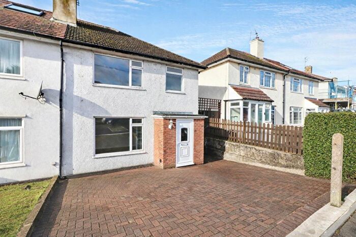 3 Bedroom Property To Rent In Sullivan Way, Elstree, Borehamwood, WD6