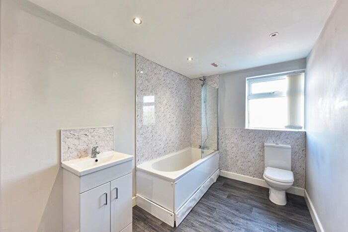 1 Bedroom Flat To Rent In Woodborough Road, Mapperley, Nottingham, NG3