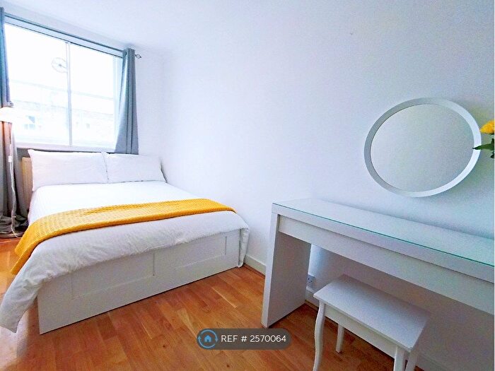 1 Bedroom Flat To Rent In Gloucester Place, London, NW1